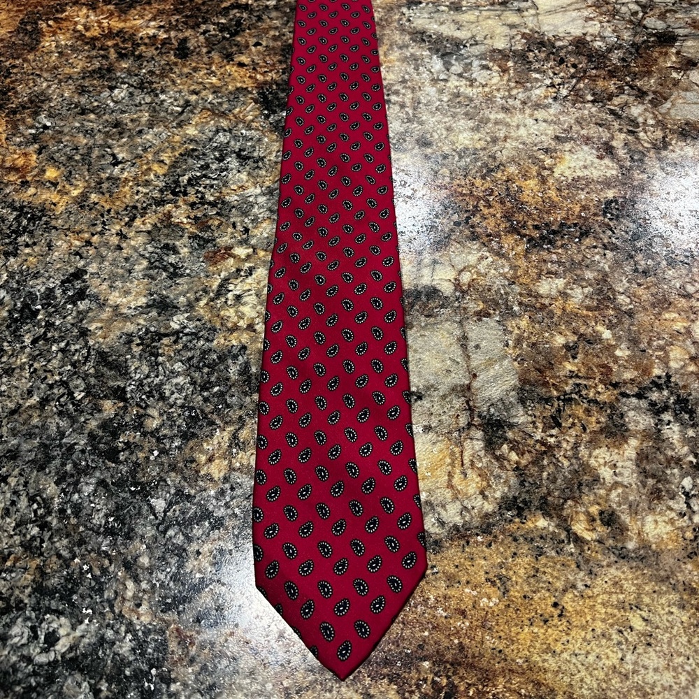 Hand-Sewn Robert Talbott Neck Tie